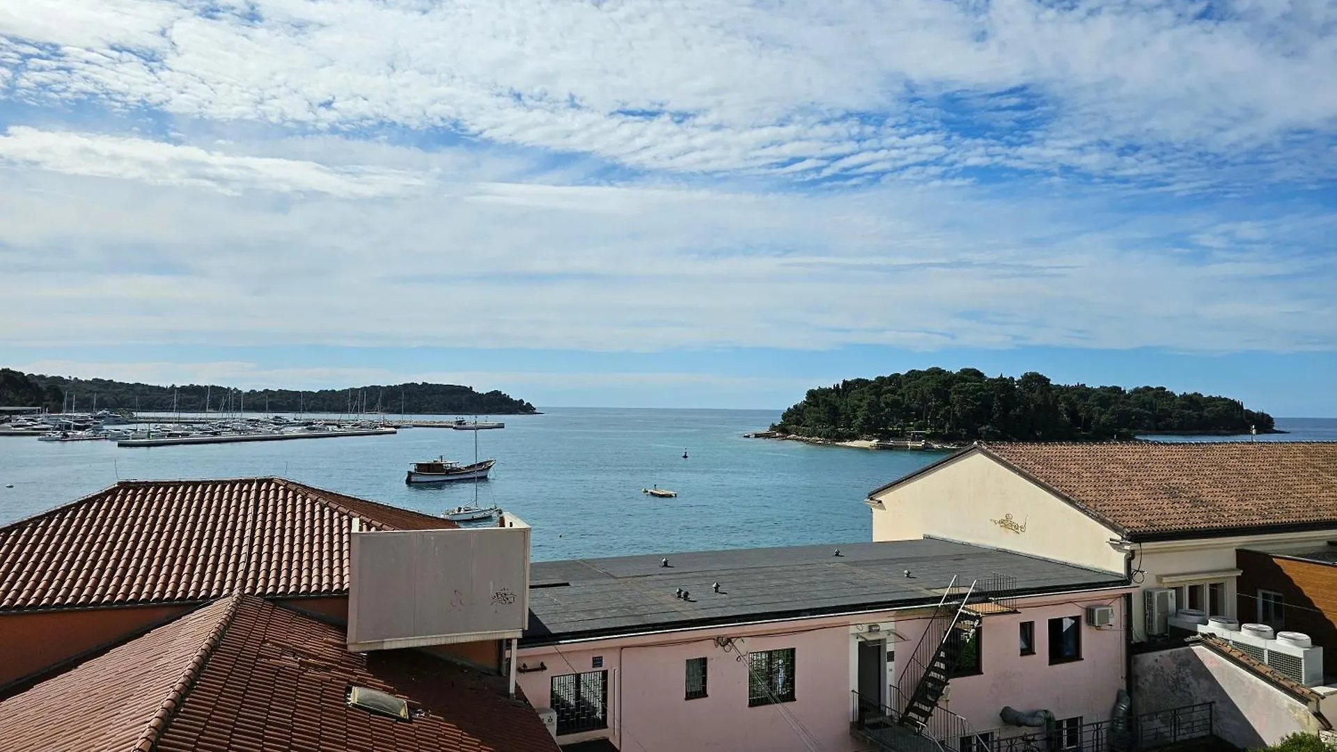 White Sea View - Two Bedroom Apartment Rovinj 0*,  Croatia
