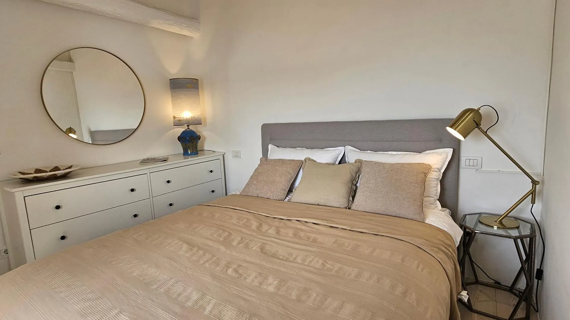 White Sea View - Two Bedroom Apartment Rovinj 0*,